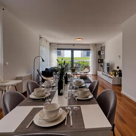 Apartament Crystal *